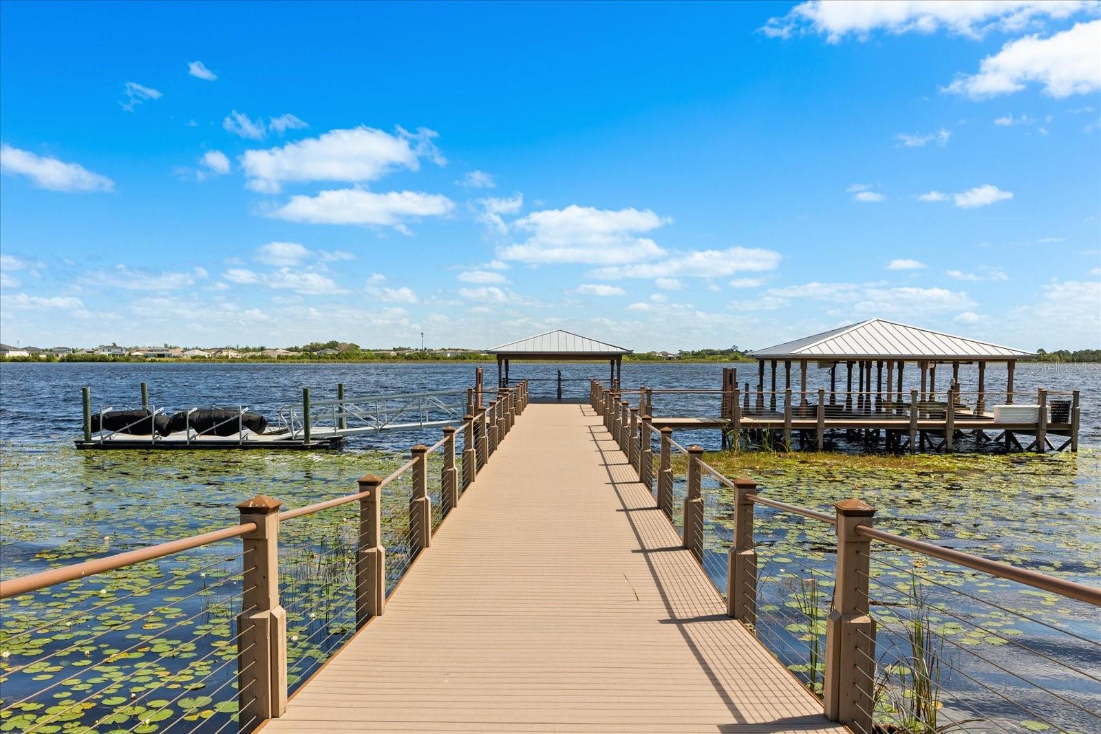 NORTHWEST LAKESIDE GROVES - Residential