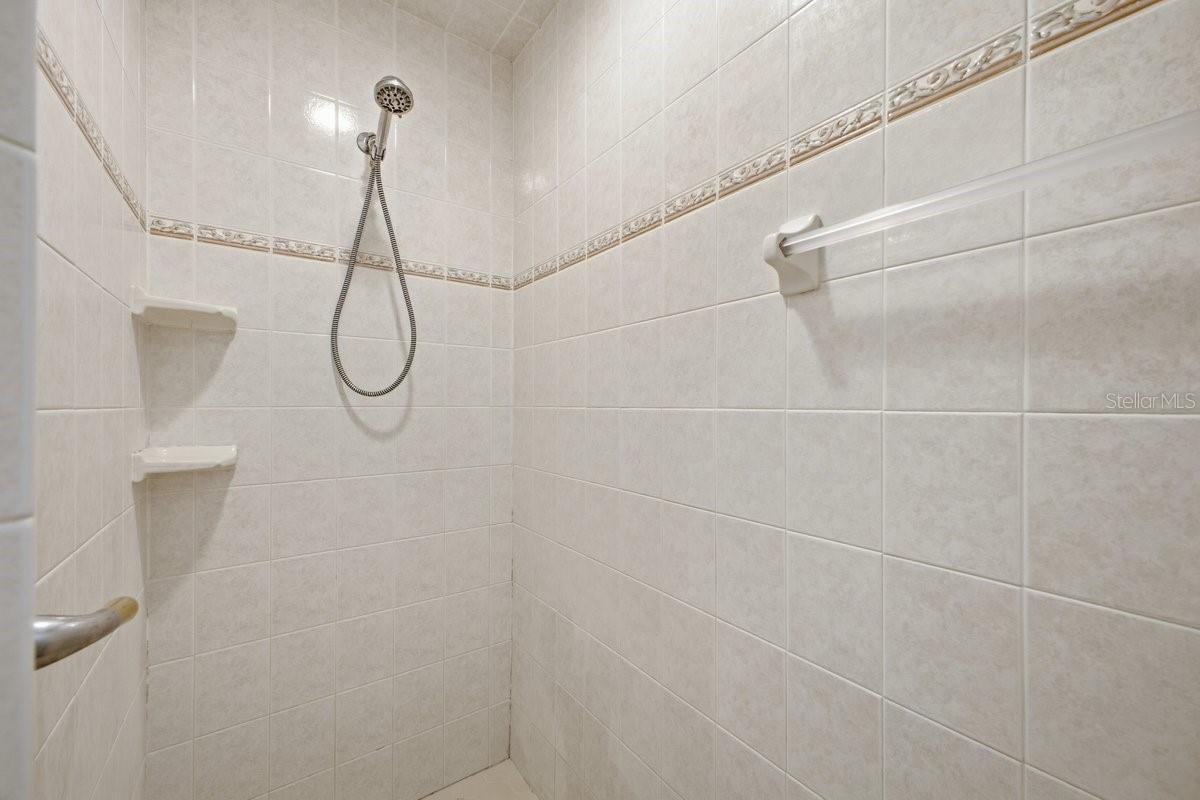 BRIARWOOD ESTATES - Residential