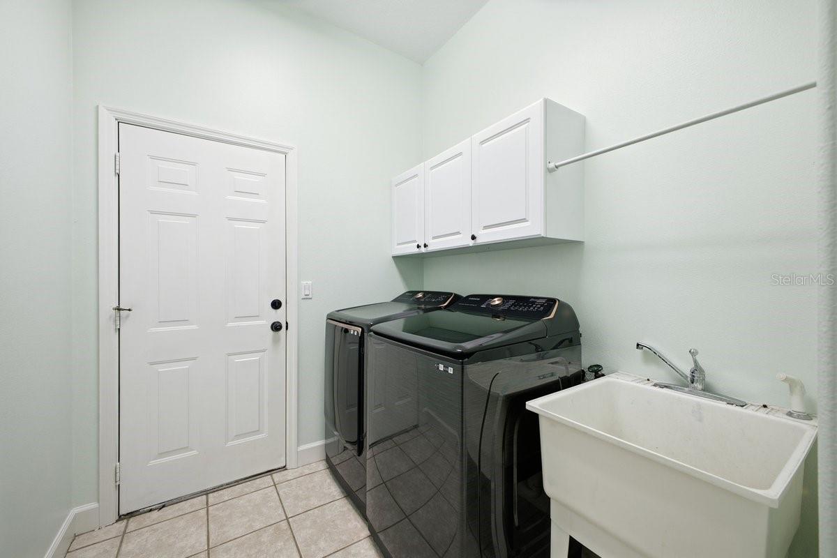 BRIARWOOD ESTATES - Residential