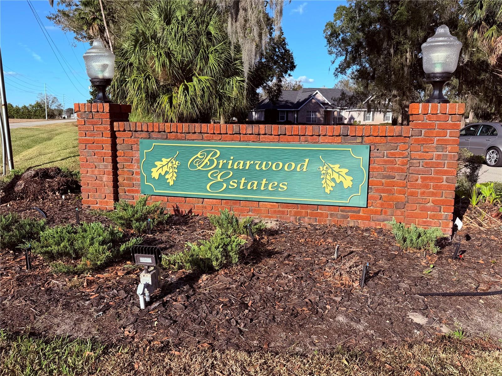 BRIARWOOD ESTATES - Residential