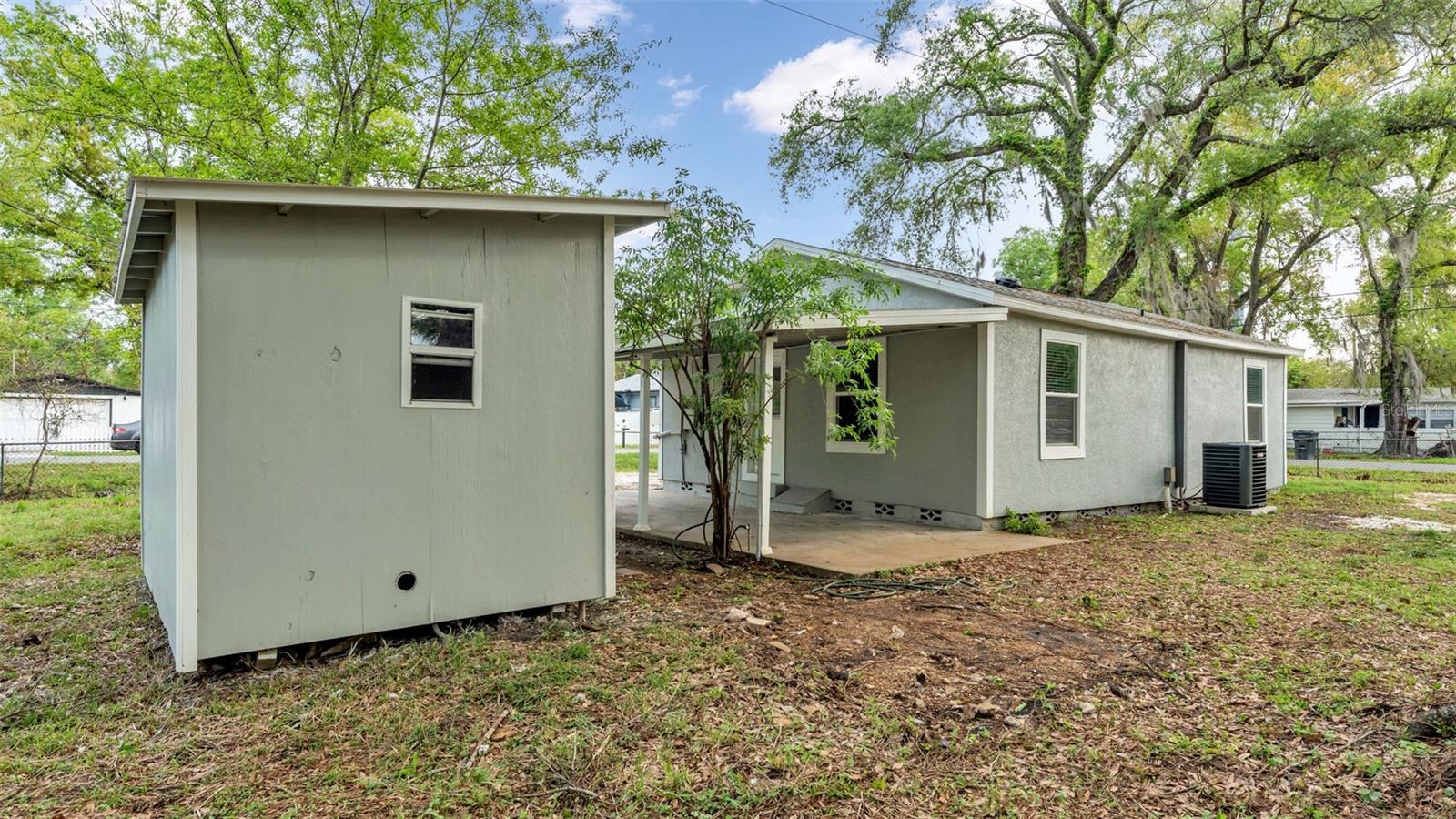 ROBINSON PINES - Residential