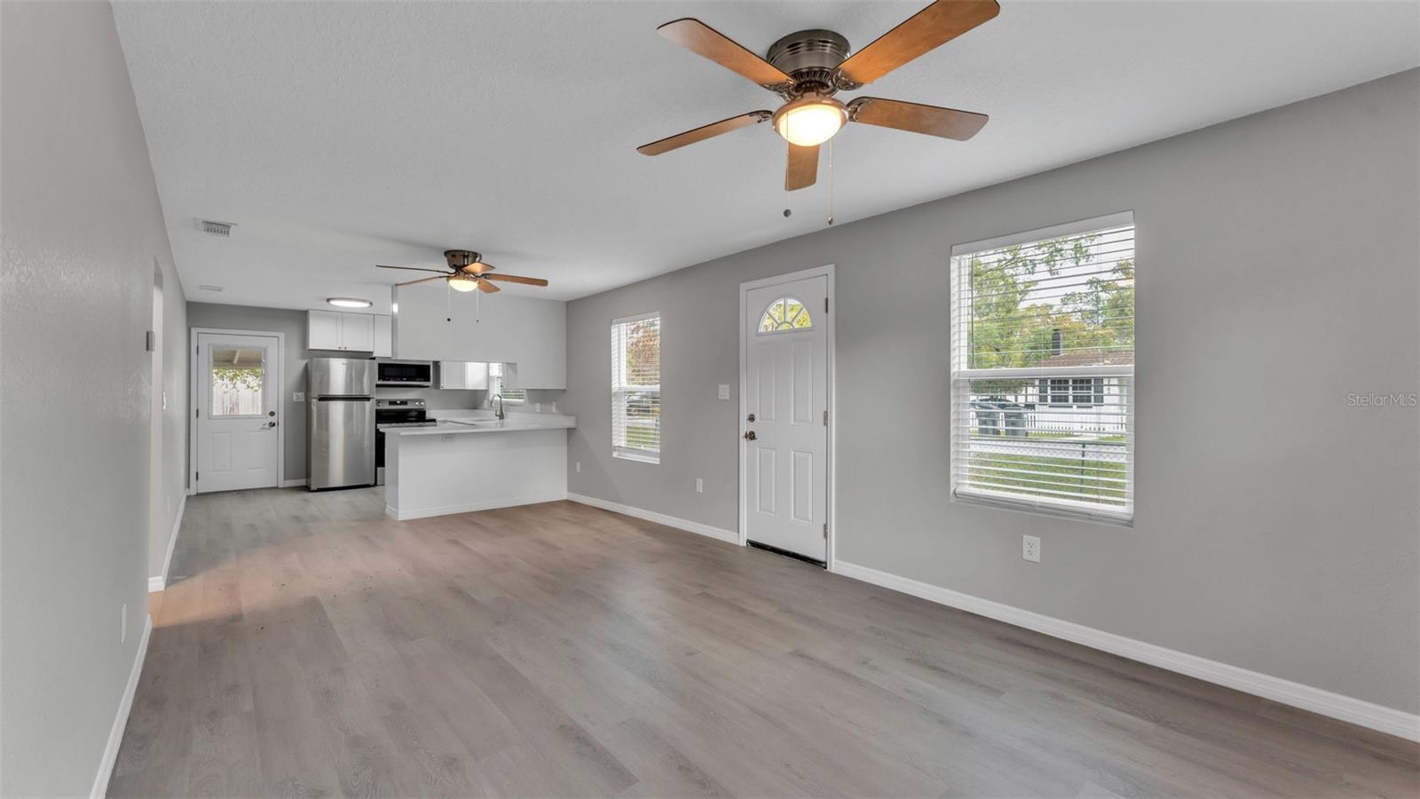 ROBINSON PINES - Residential