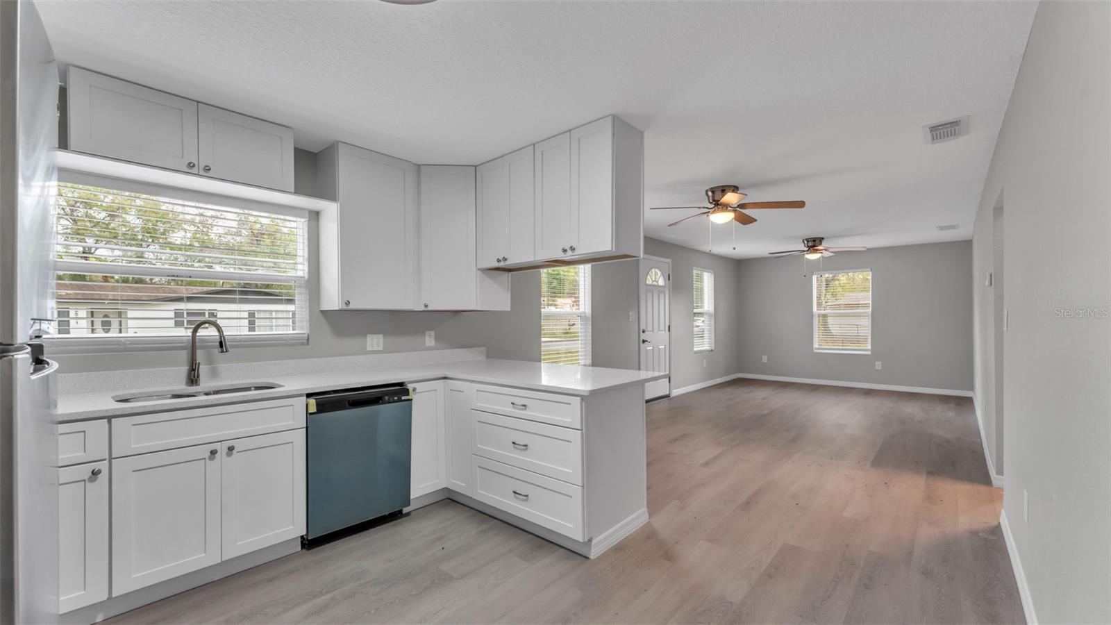 ROBINSON PINES - Residential