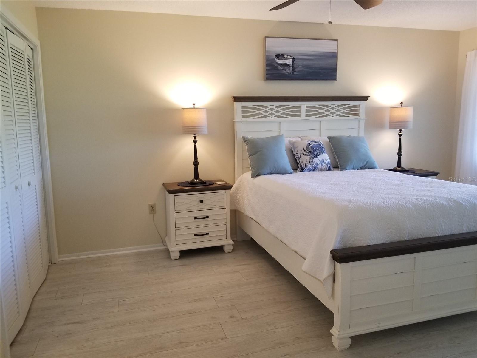 PALM-AIRE AT SARASOTA 8-C CO - Residential Lease