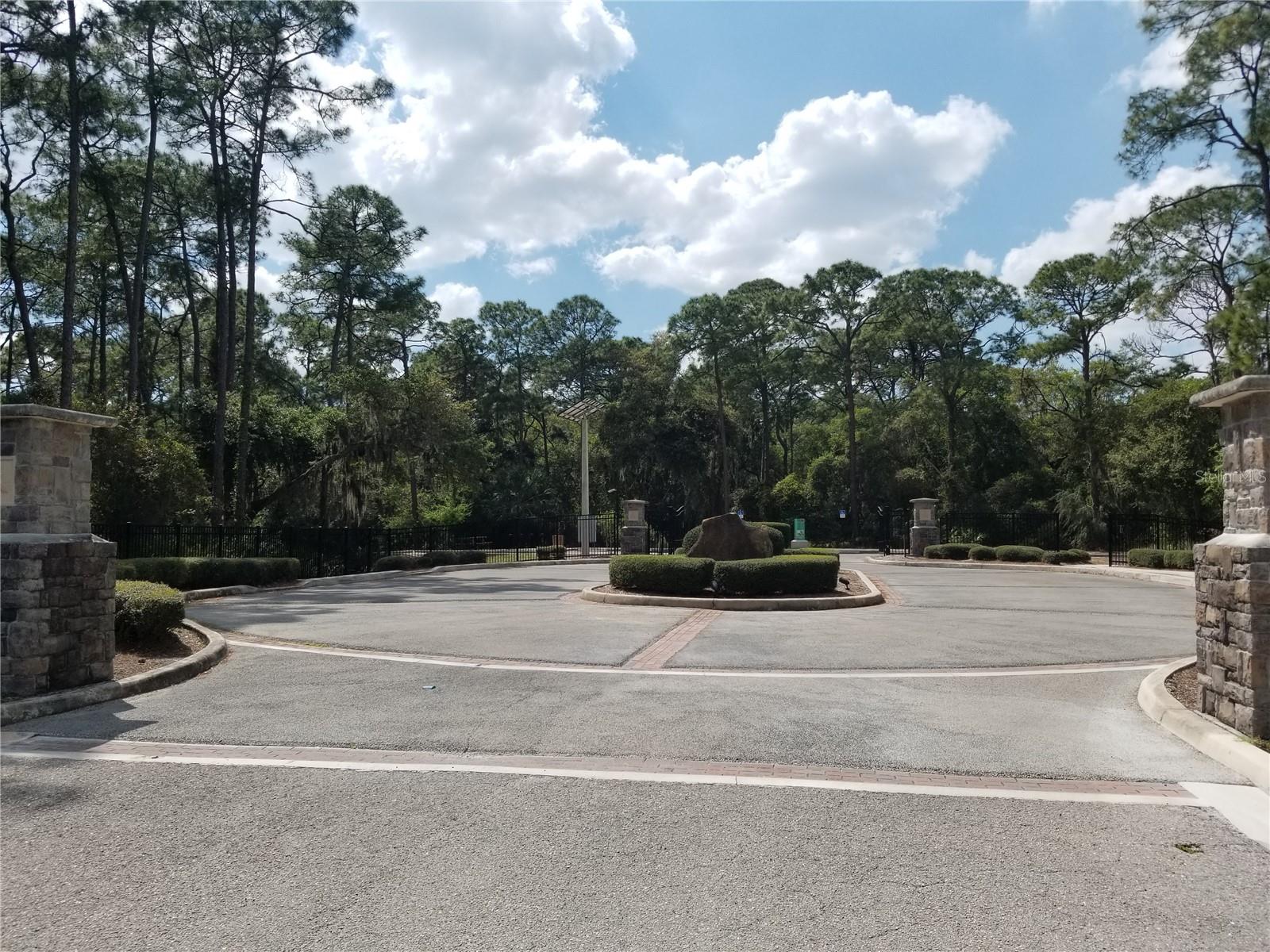 PALM-AIRE AT SARASOTA 8-C CO - Residential Lease