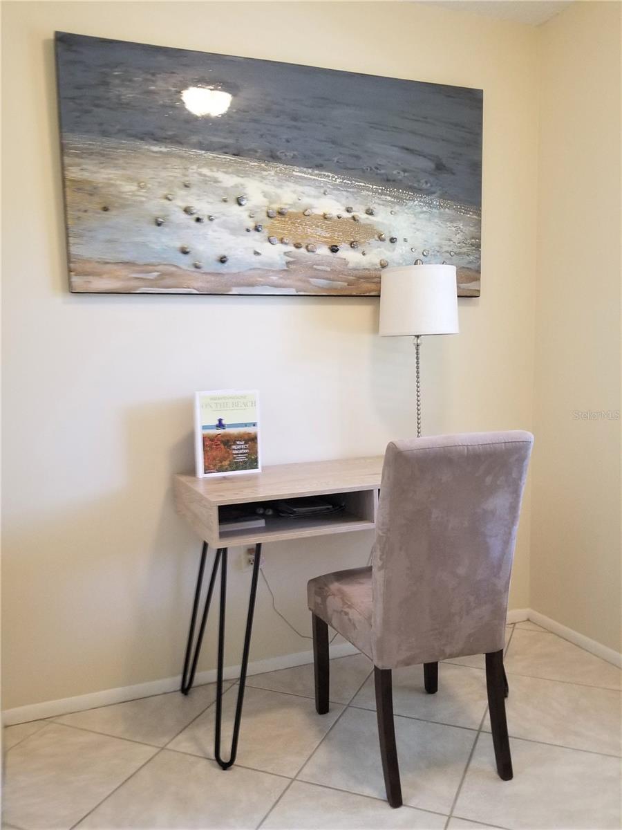 PALM-AIRE AT SARASOTA 8-C CO - Residential Lease