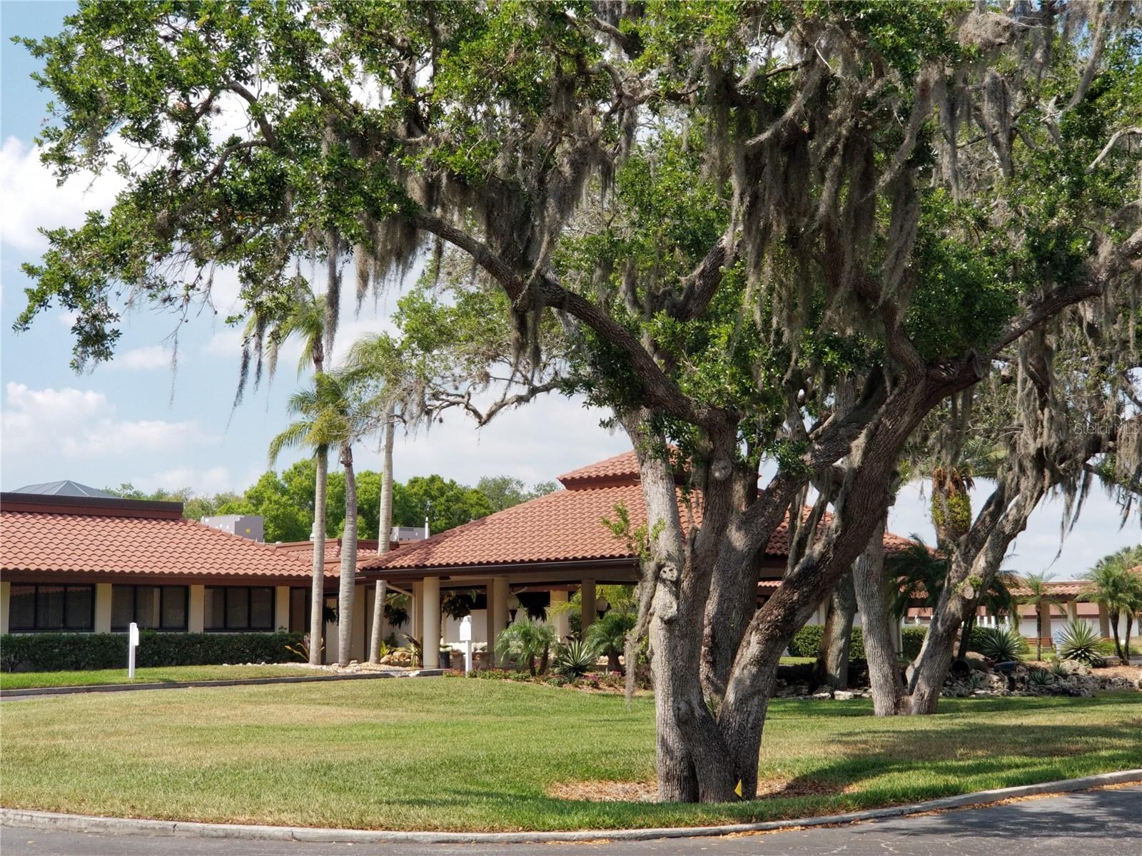 PALM-AIRE AT SARASOTA 8-C CO - Residential Lease