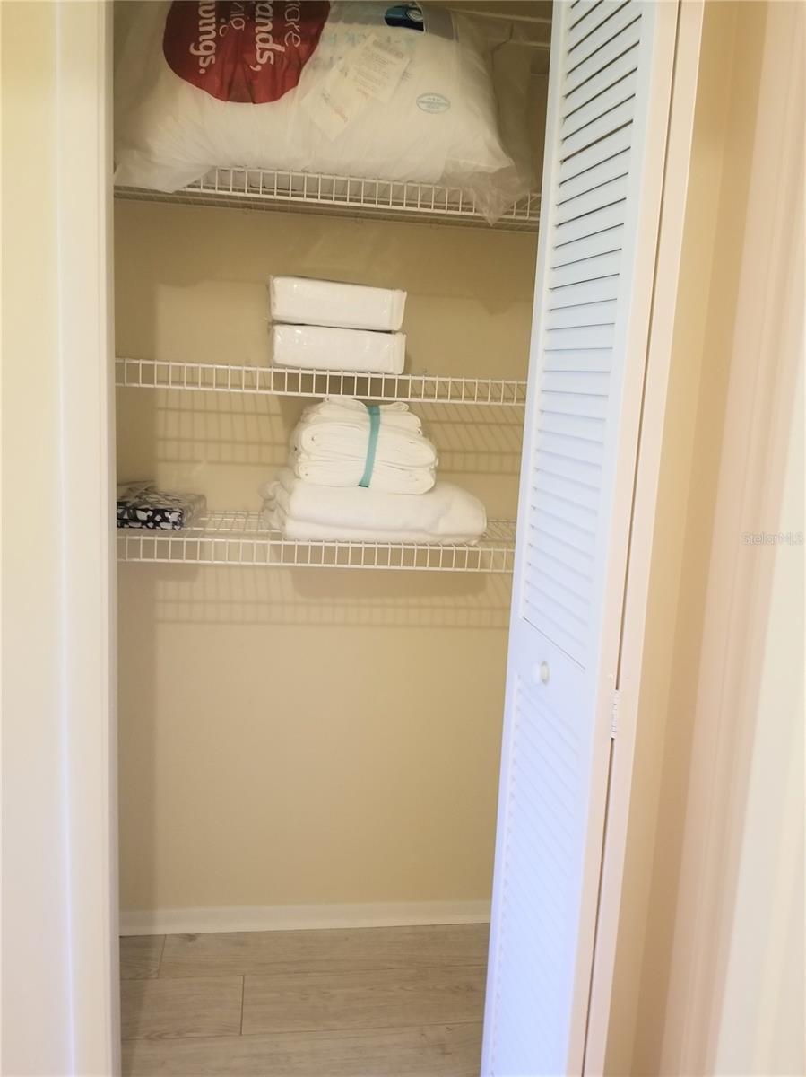PALM-AIRE AT SARASOTA 8-C CO - Residential Lease