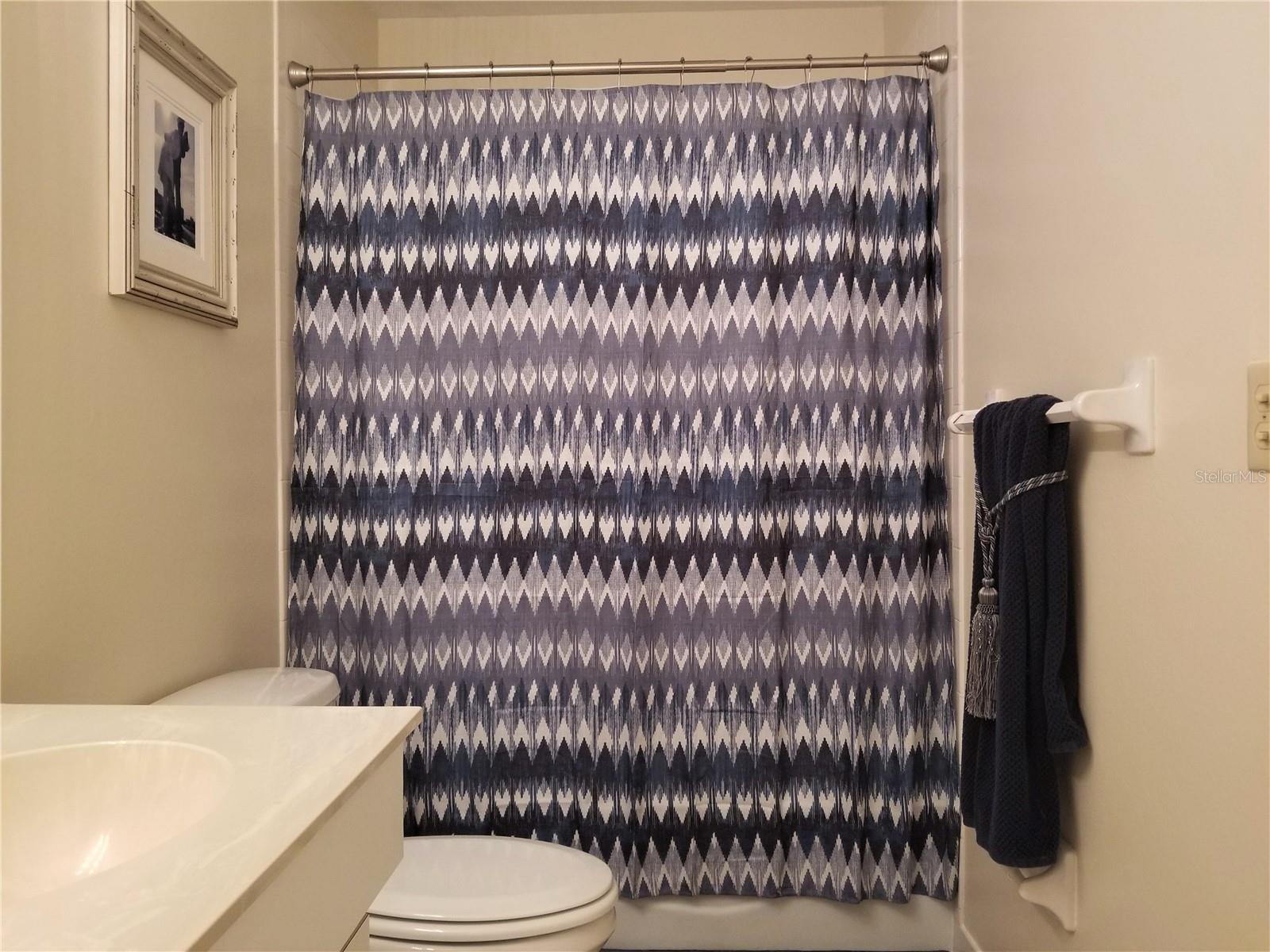 PALM-AIRE AT SARASOTA 8-C CO - Residential Lease