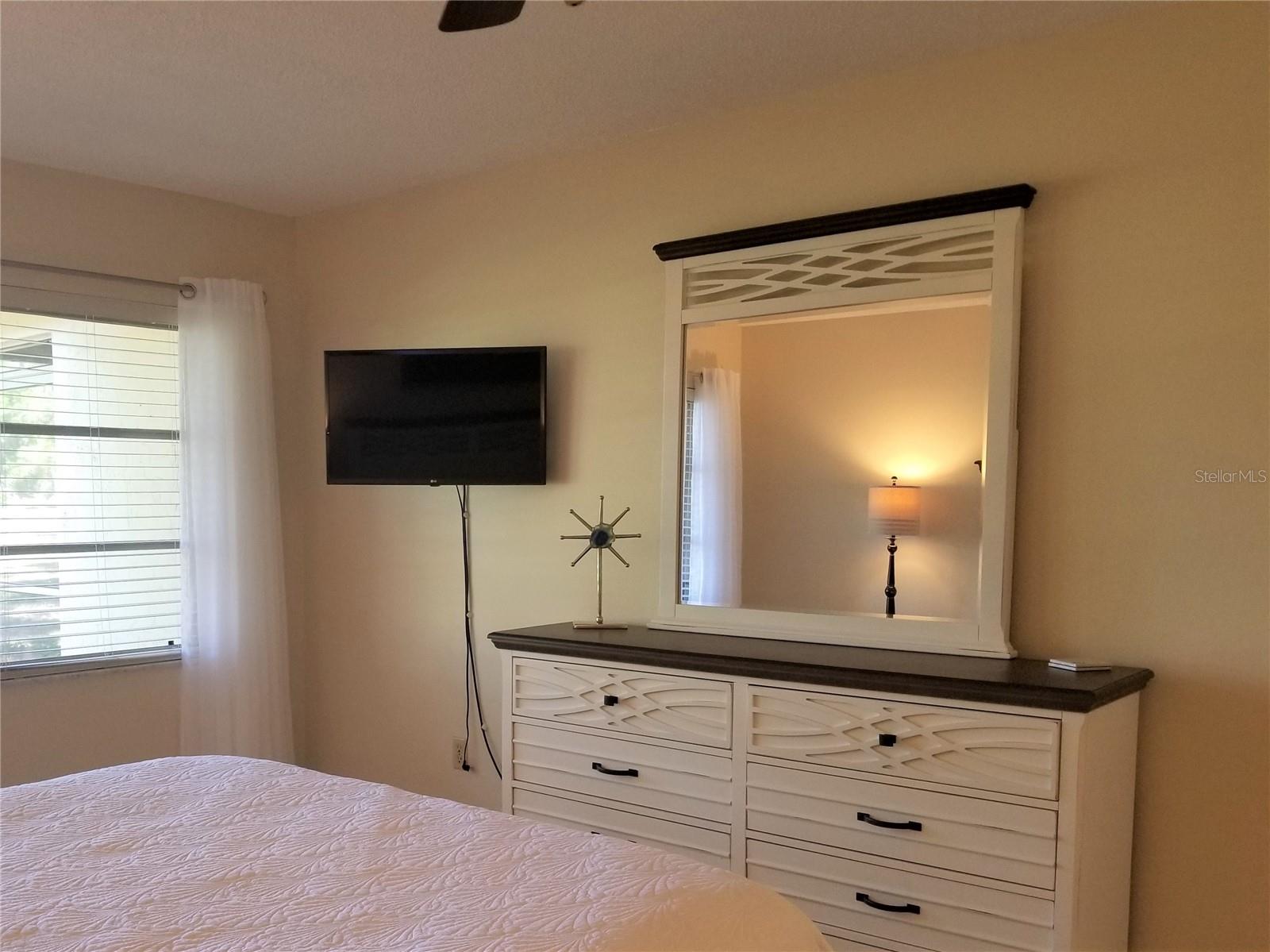 PALM-AIRE AT SARASOTA 8-C CO - Residential Lease