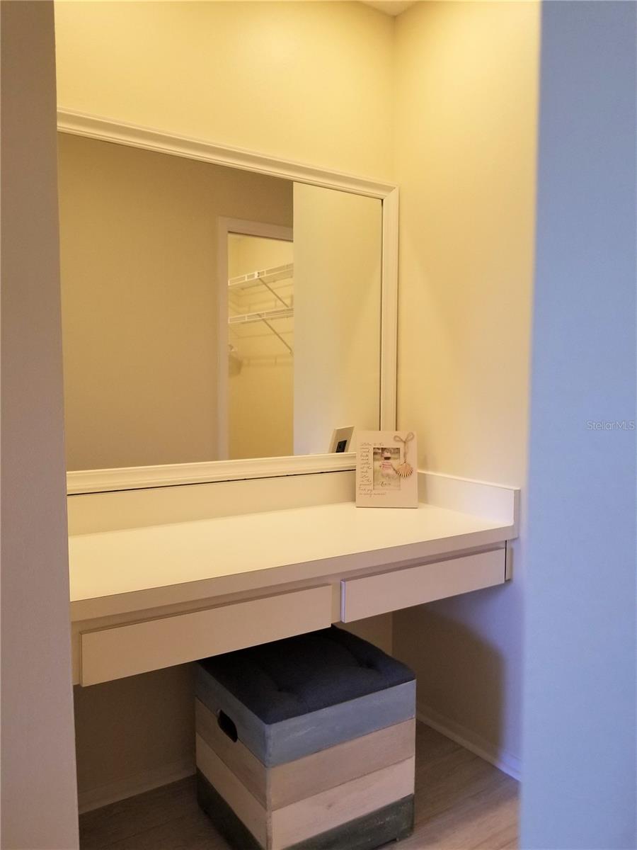 PALM-AIRE AT SARASOTA 8-C CO - Residential Lease