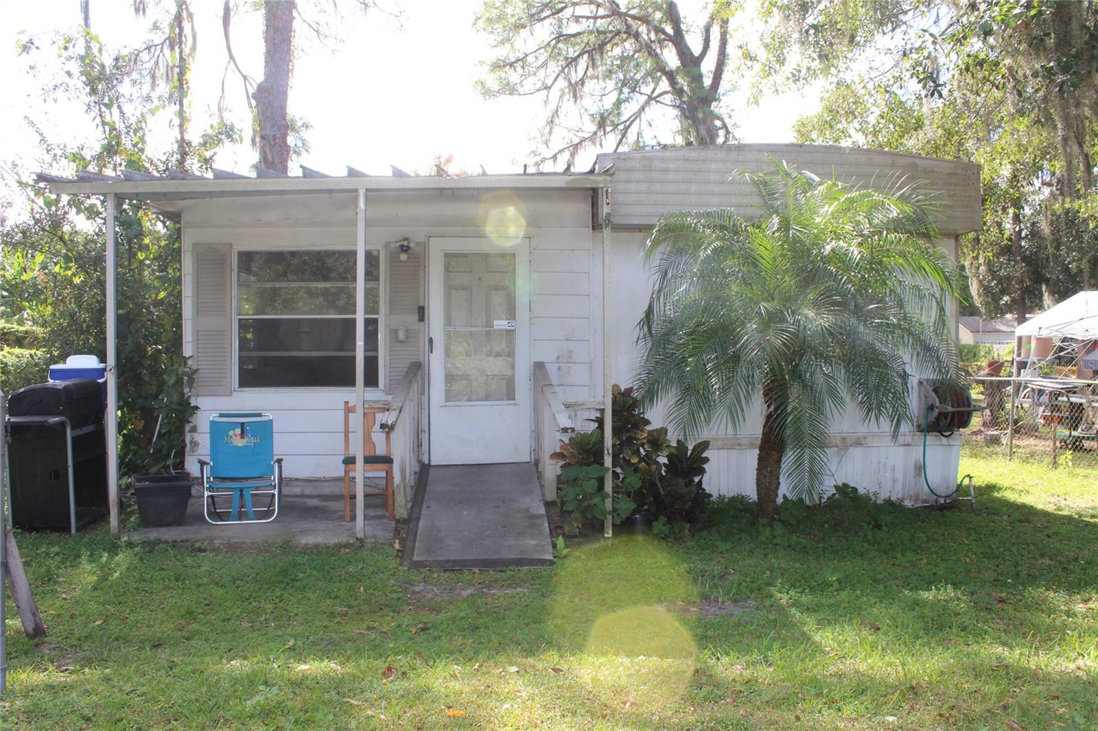 View LAKELAND, FL 33815 mobile home