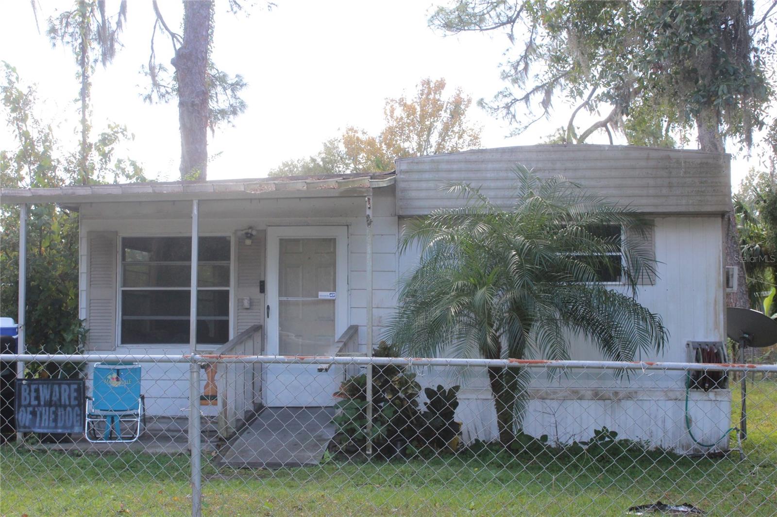 Photo 4 of 20 of 2430 CRESAP STREET mobile home