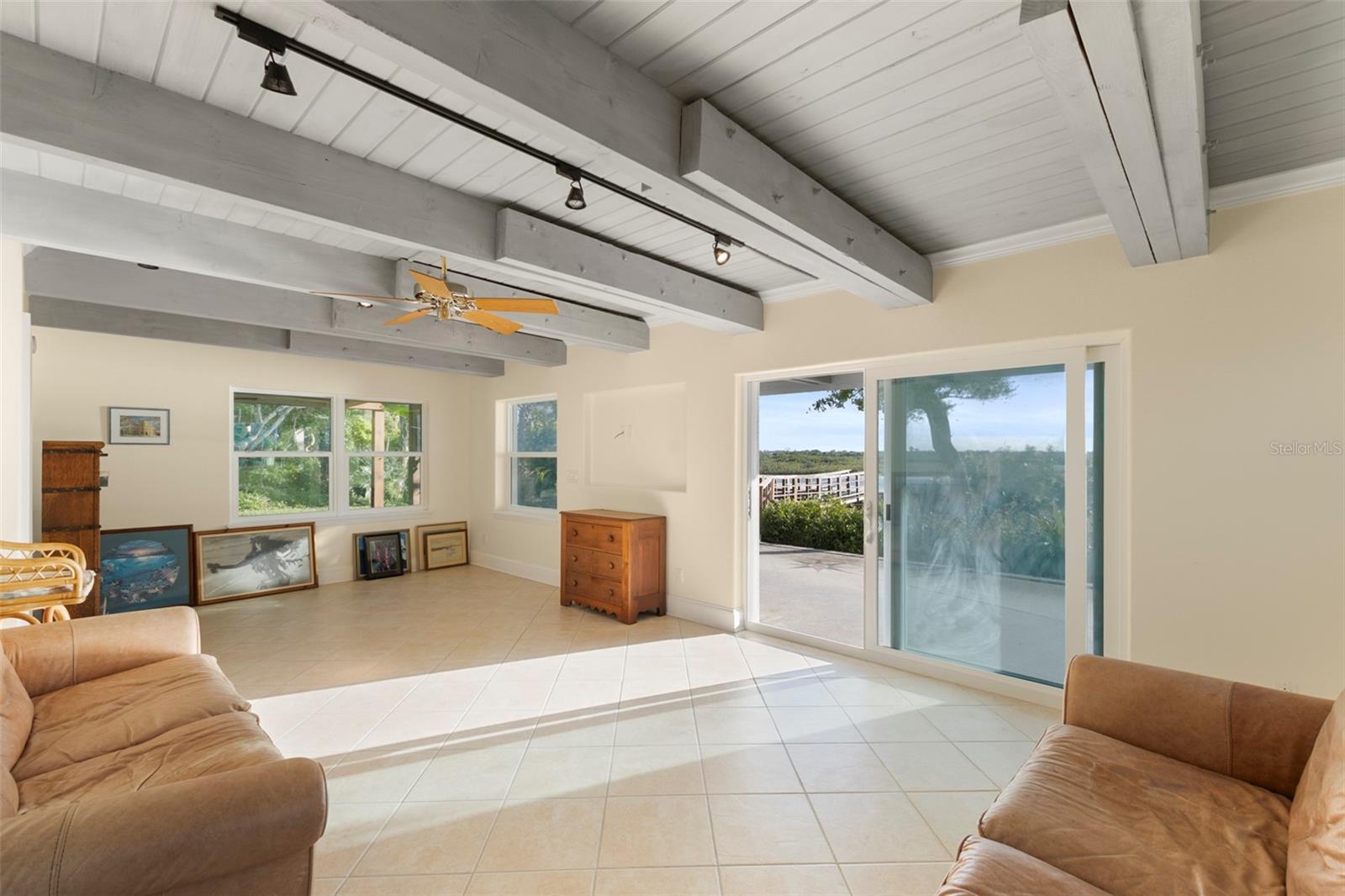 COLIN PARK - Residential