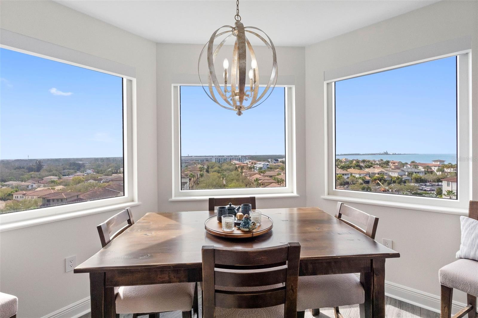 CASTILLO AT WESTSHORE YACHT CL - Residential