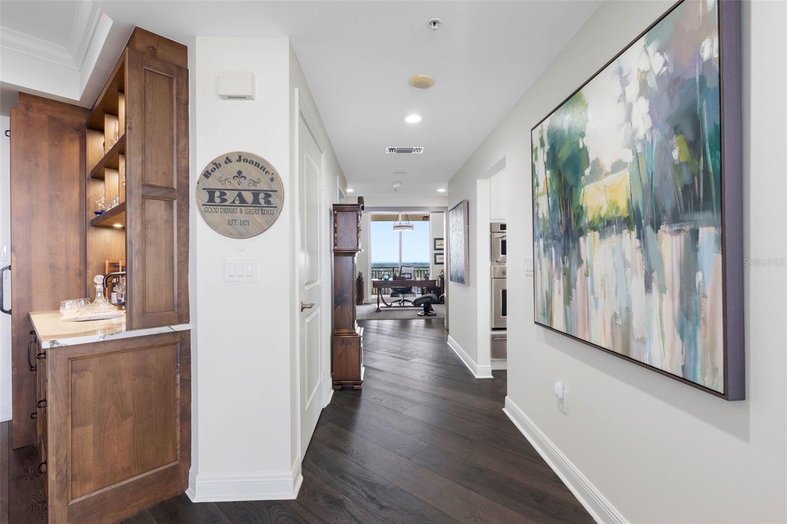 CASTILLO AT WESTSHORE YACHT CL - Residential