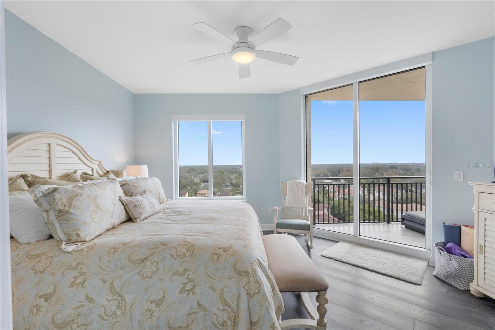 CASTILLO AT WESTSHORE YACHT CL - Residential