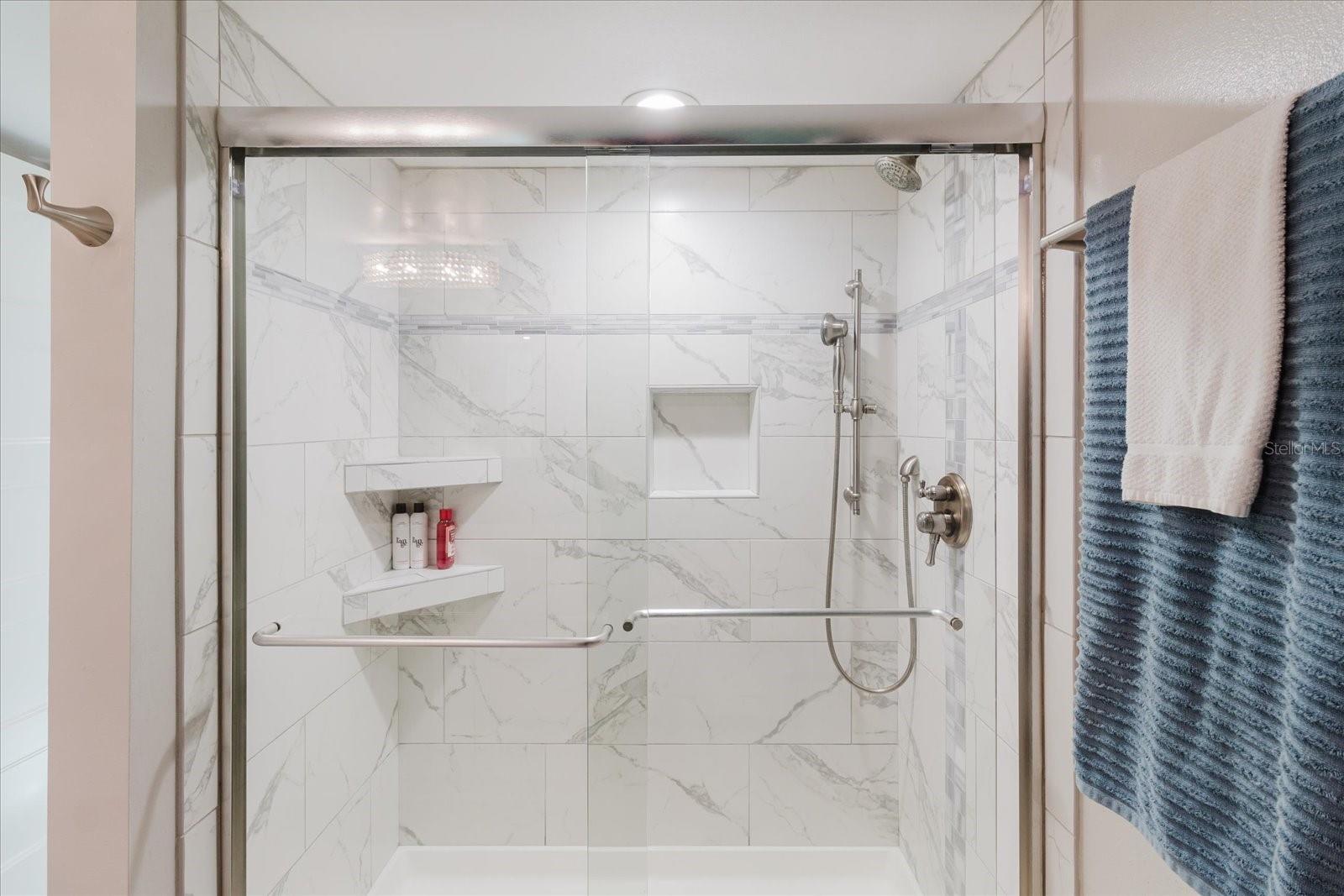 MARINER VILLAGE NORTHWEST CONDO - Residential