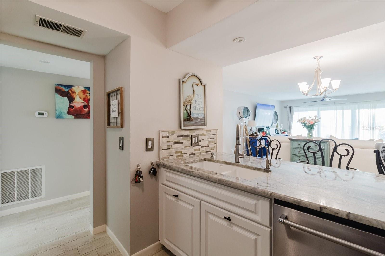 MARINER VILLAGE NORTHWEST CONDO - Residential