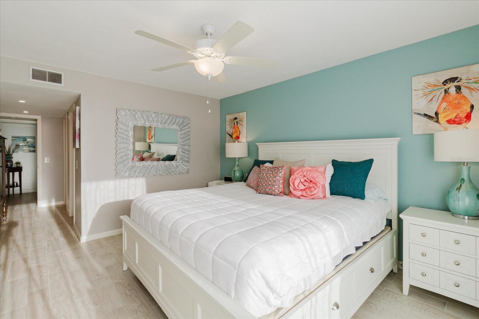 MARINER VILLAGE NORTHWEST CONDO - Residential