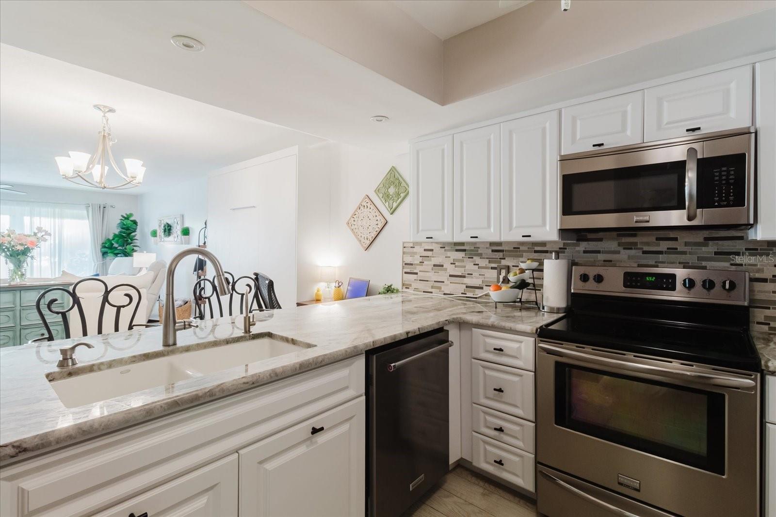 MARINER VILLAGE NORTHWEST CONDO - Residential