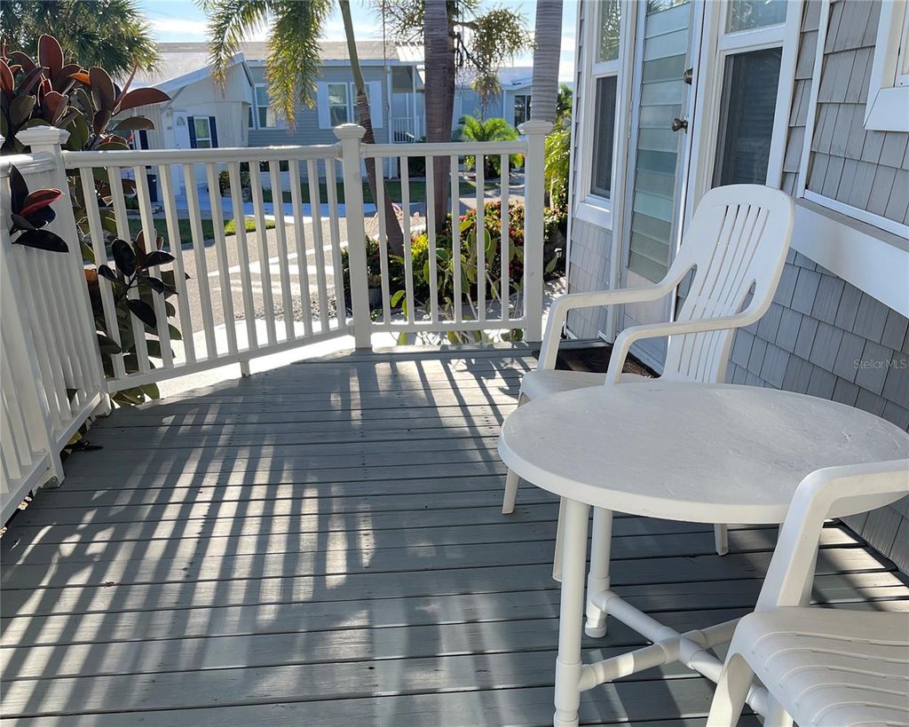 Photo of 603 S Green Circle, Venice, FL 34285 (MLS # N6140616)
