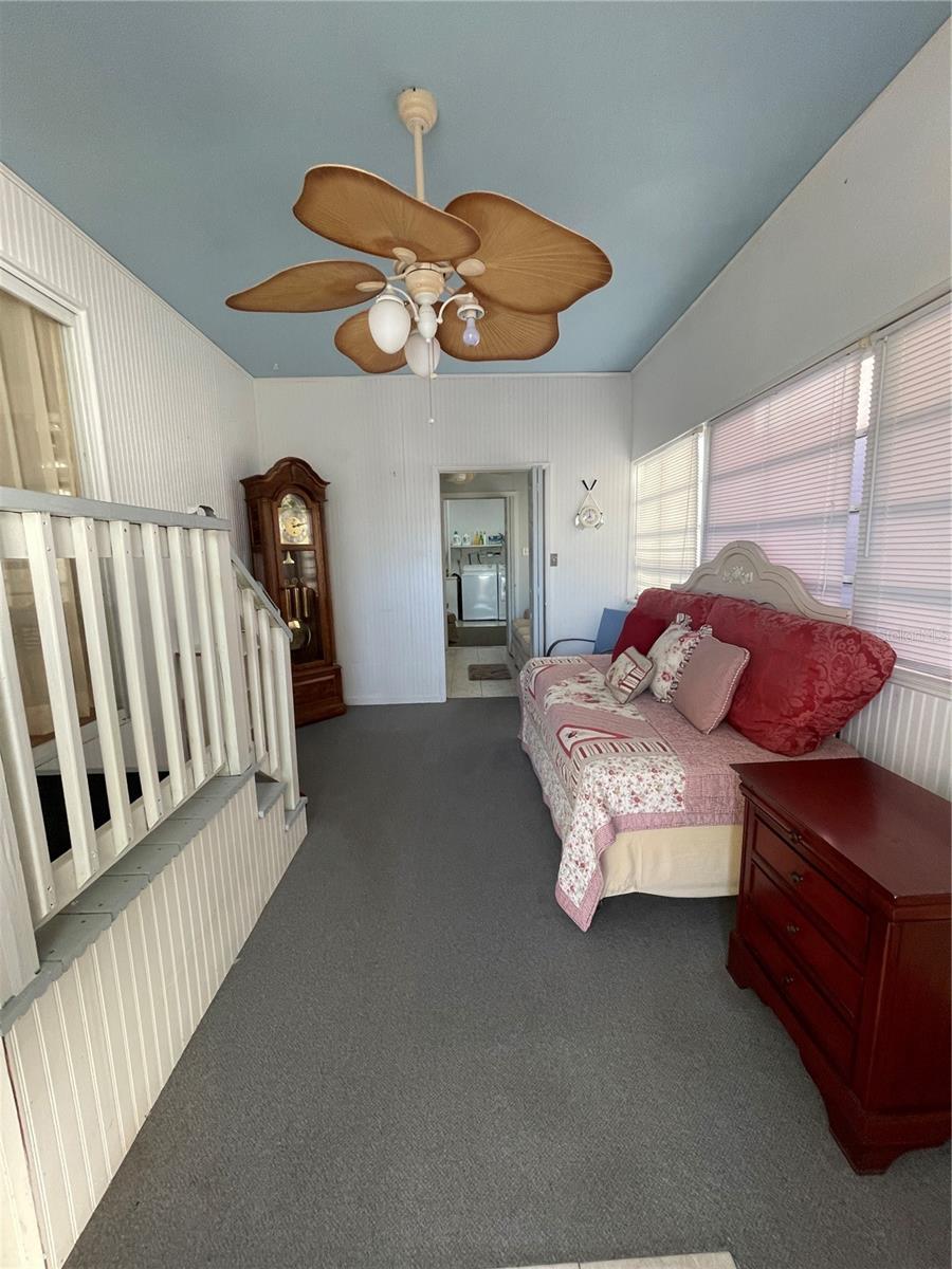 COUNTRY CLUB ESTATES - Residential