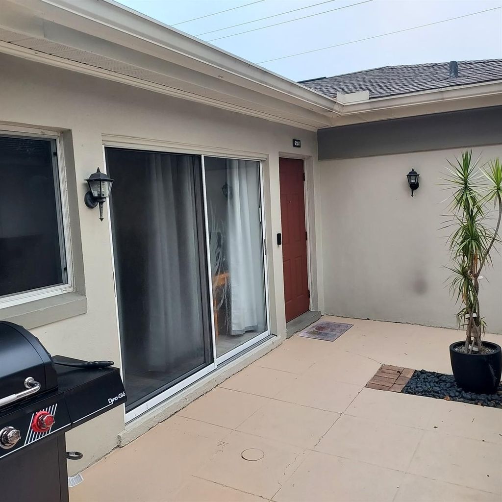 Photo of 6257 Dewdrop Way #6257, Temple Terrace, FL 33617 (MLS # TB8454867)