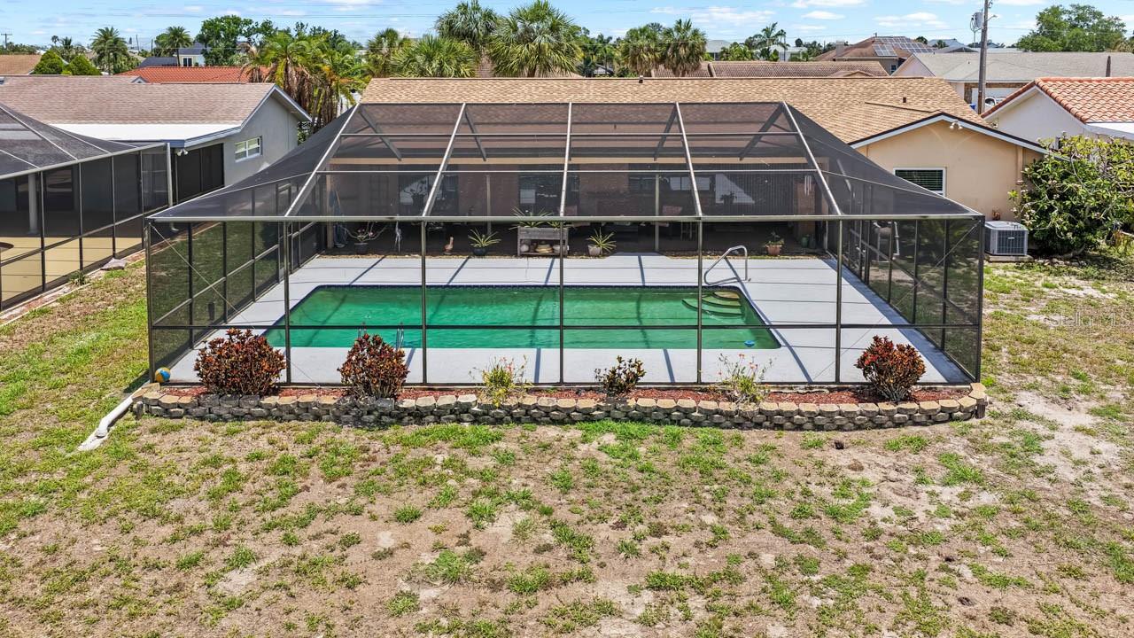 736 FLAMINGO DRIVE