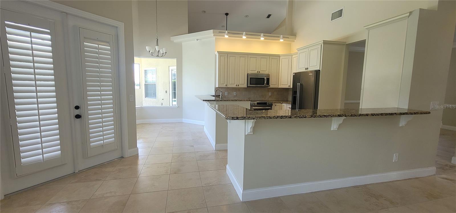 8719 KENMURE COVE