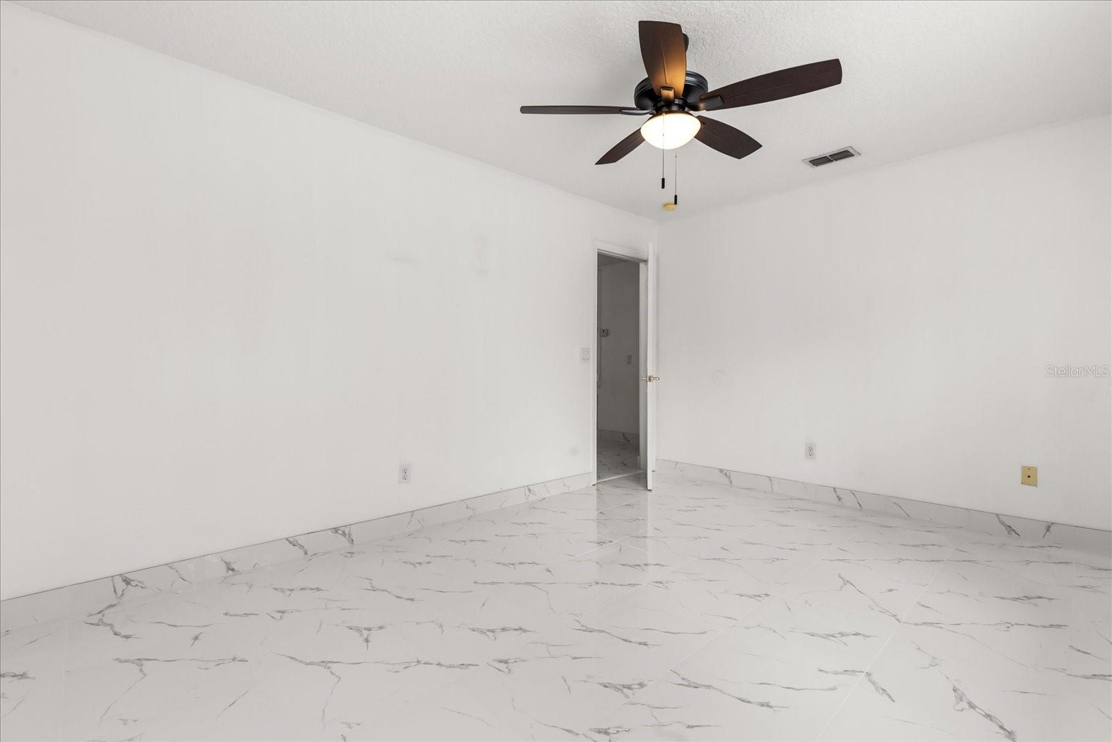 WINTERMERE POINTE - Residential