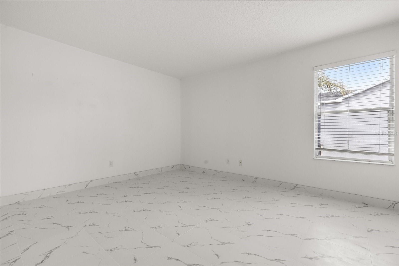 WINTERMERE POINTE - Residential