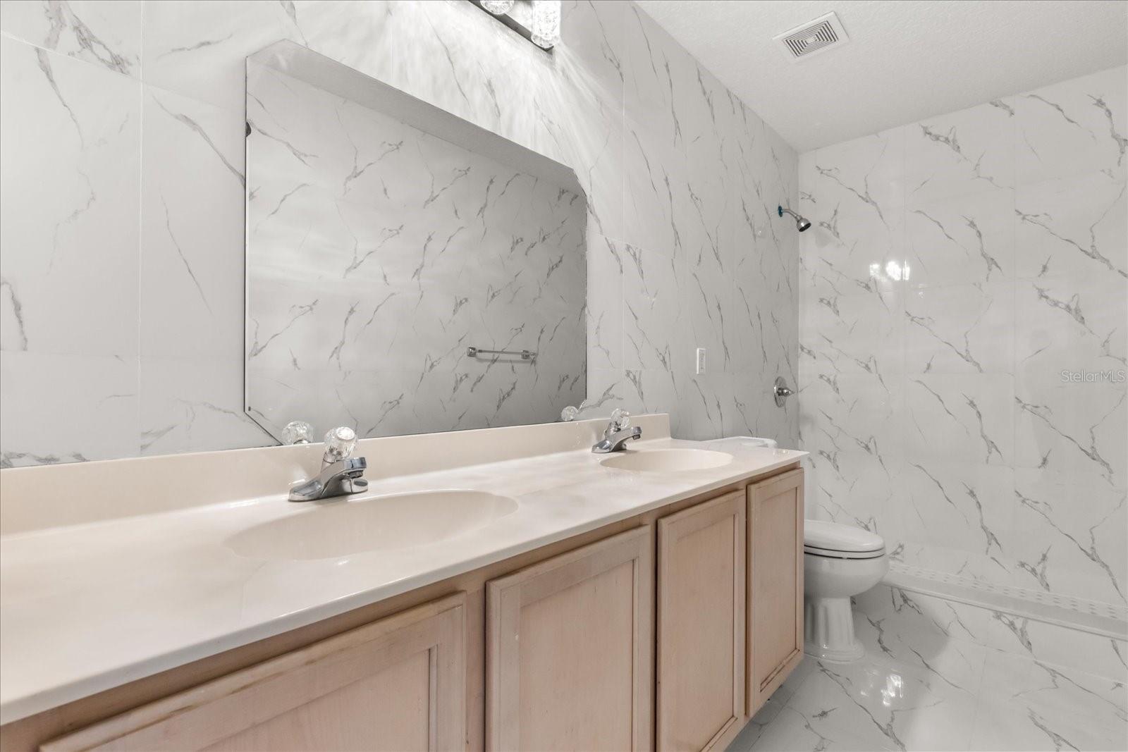 WINTERMERE POINTE - Residential