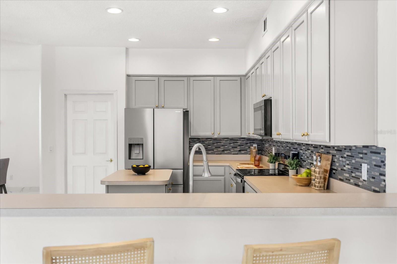 WINTERMERE POINTE - Residential