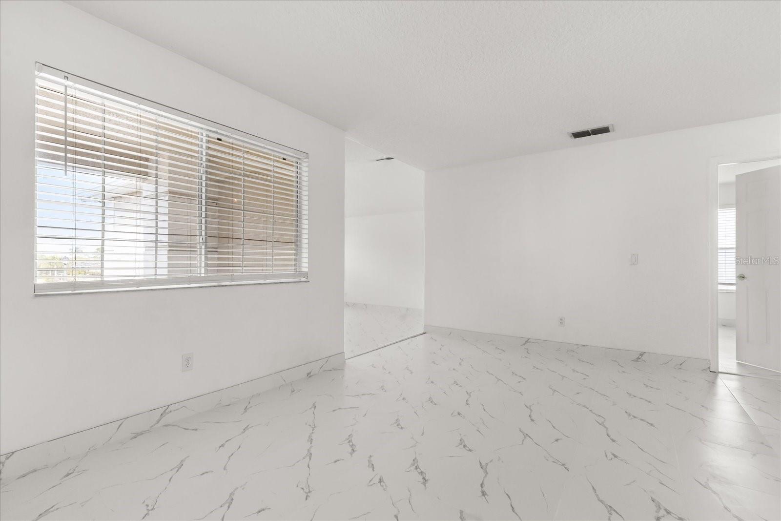 WINTERMERE POINTE - Residential