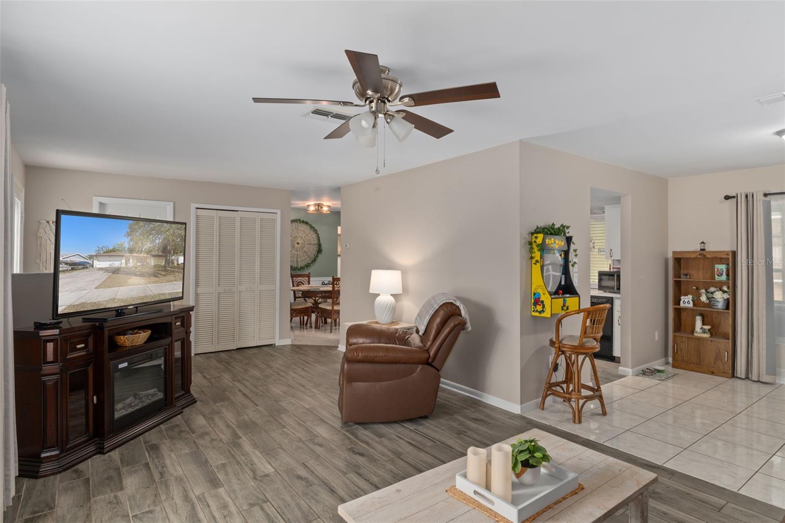 SPRING HILL - Residential