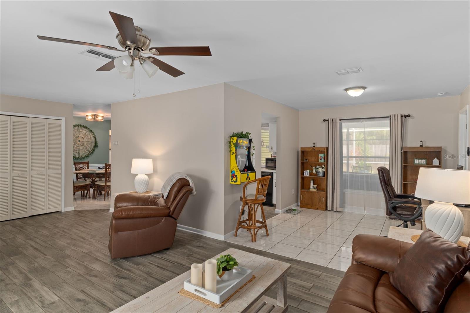 SPRING HILL - Residential