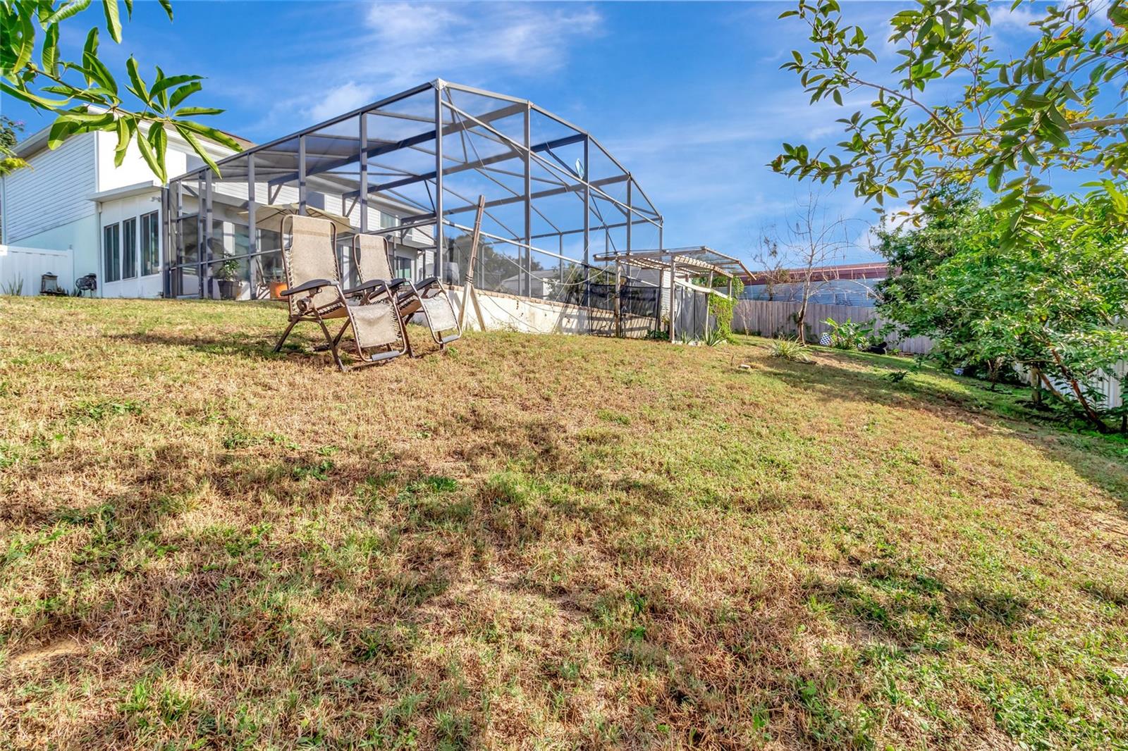 JOHNS LAKE ESTATES - Residential