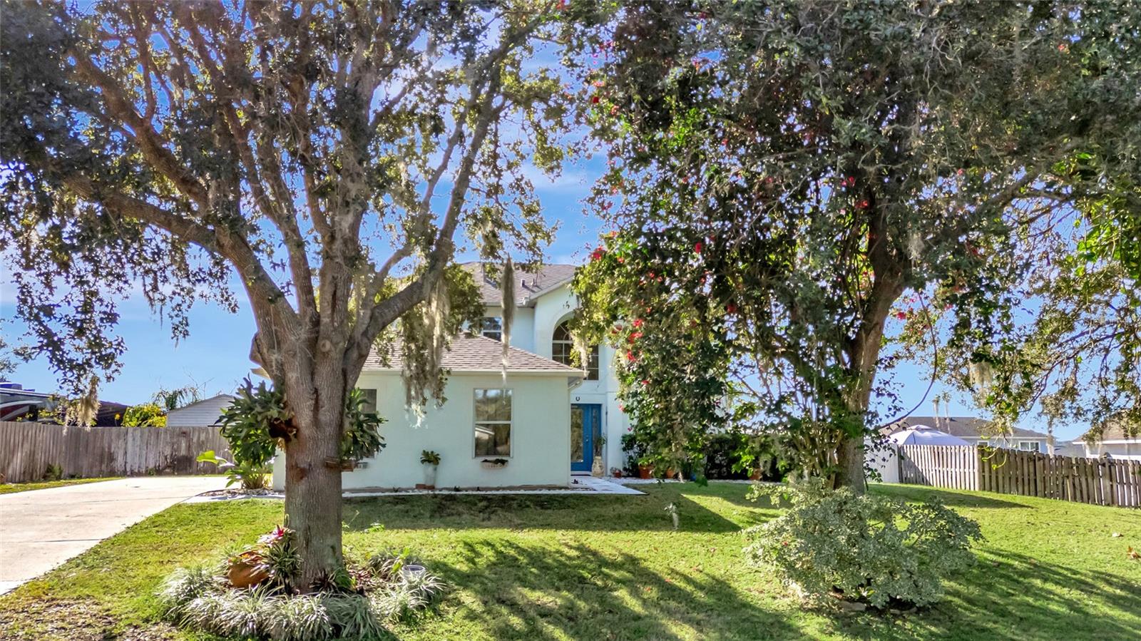 JOHNS LAKE ESTATES - Residential