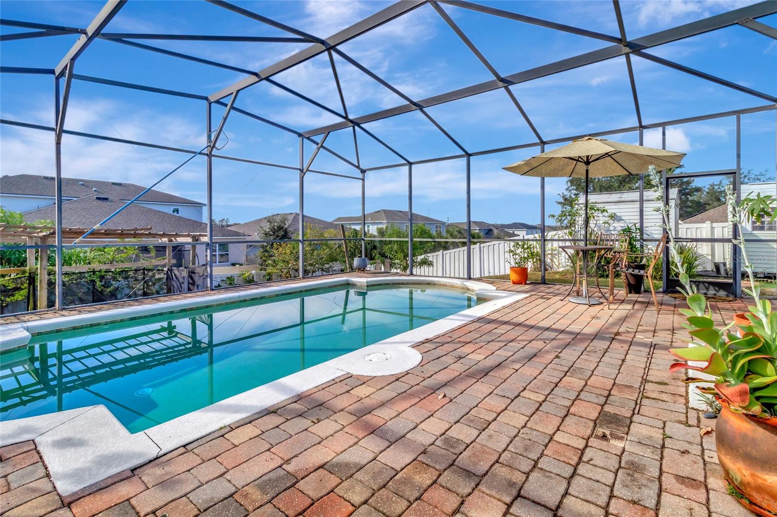 JOHNS LAKE ESTATES - Residential