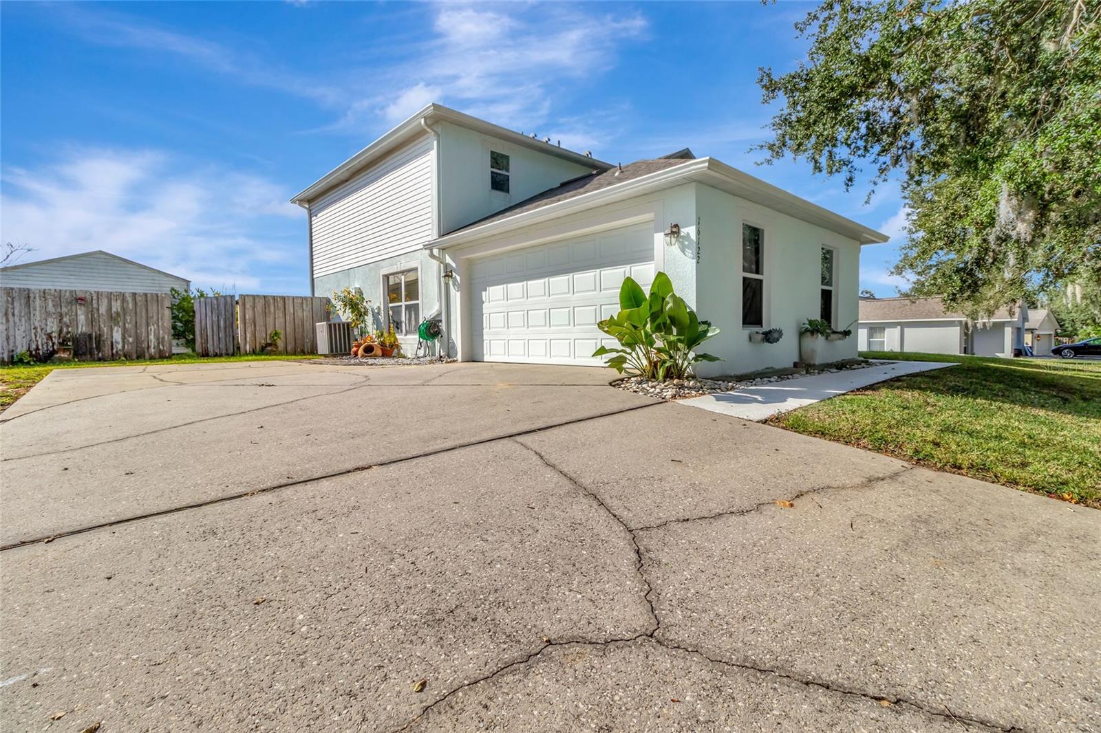 JOHNS LAKE ESTATES - Residential