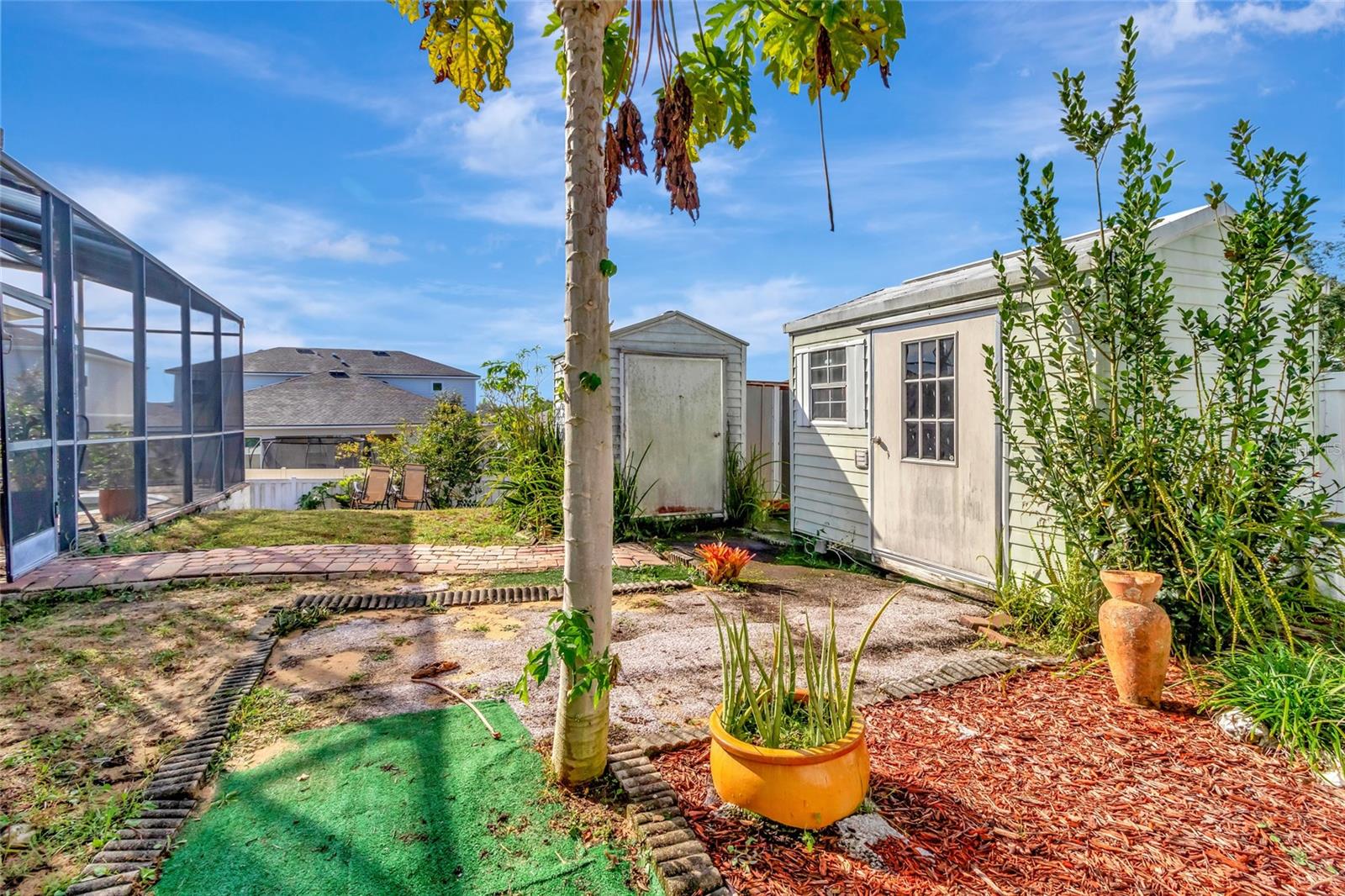 JOHNS LAKE ESTATES - Residential