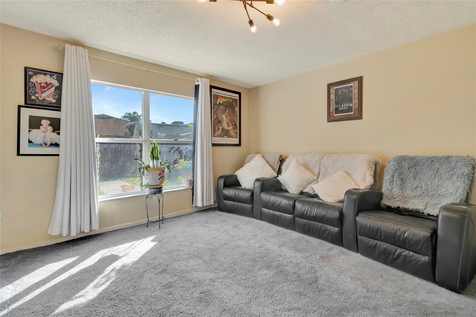 JOHNS LAKE ESTATES - Residential