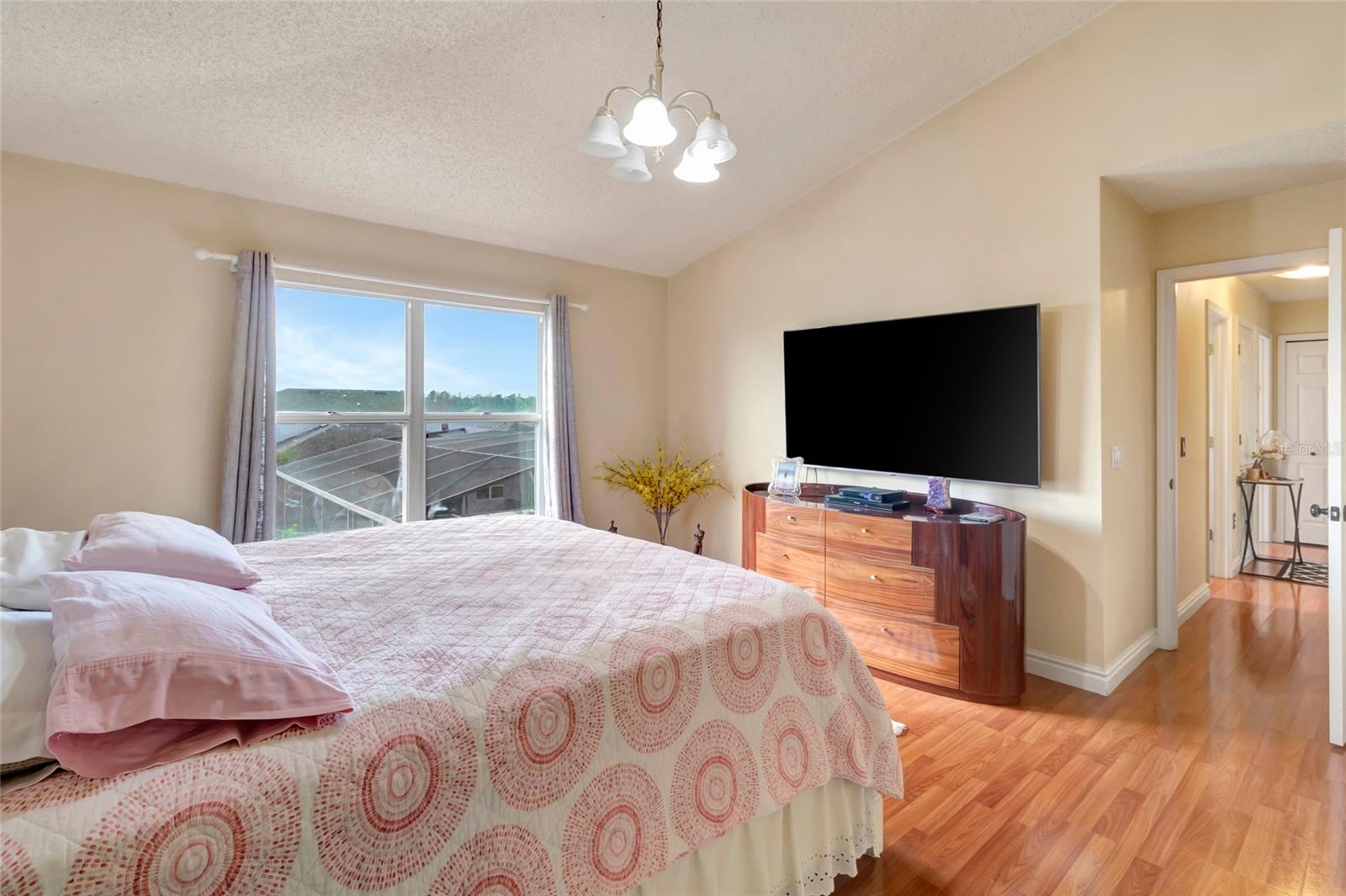 JOHNS LAKE ESTATES - Residential