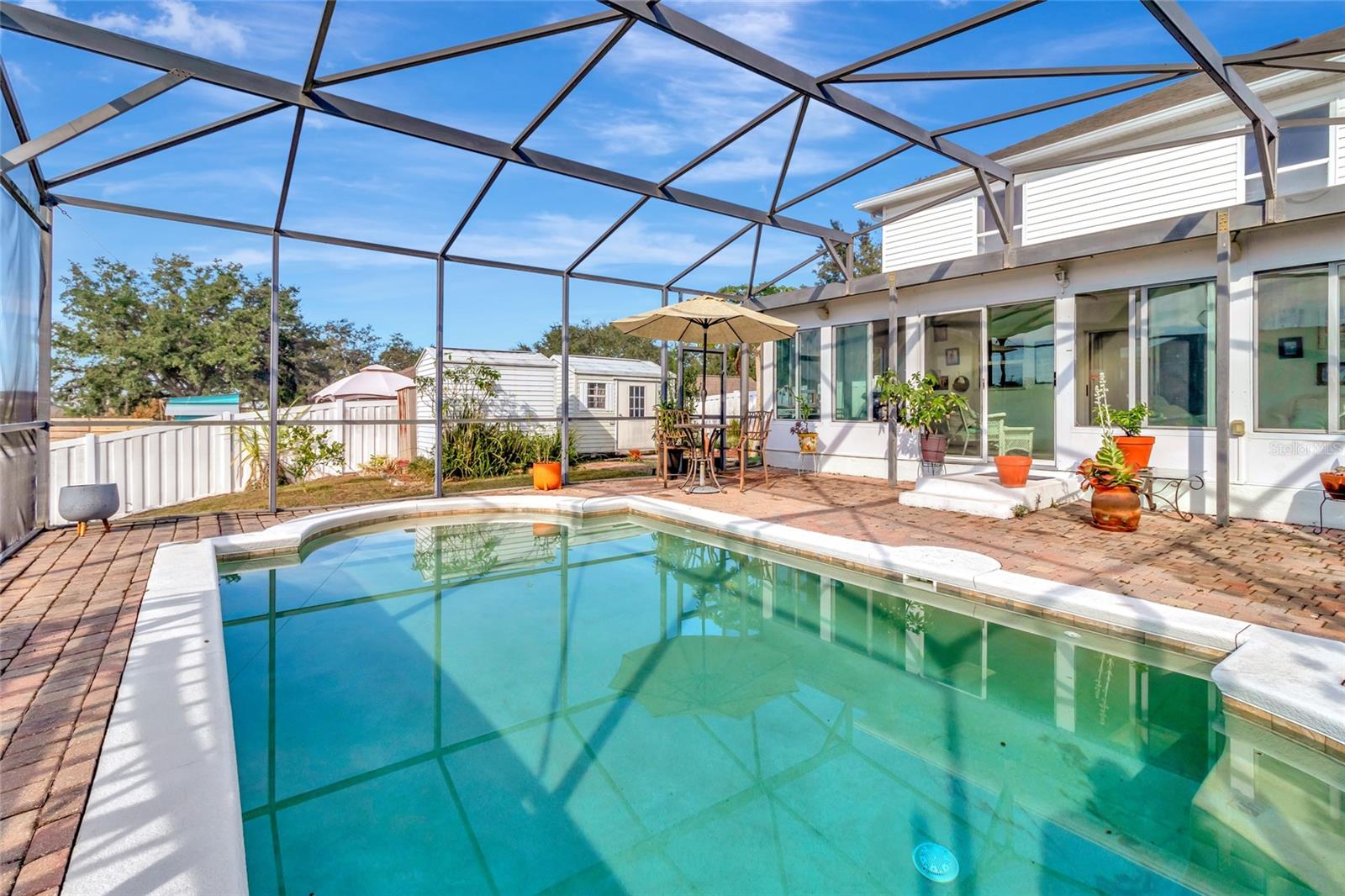 JOHNS LAKE ESTATES - Residential