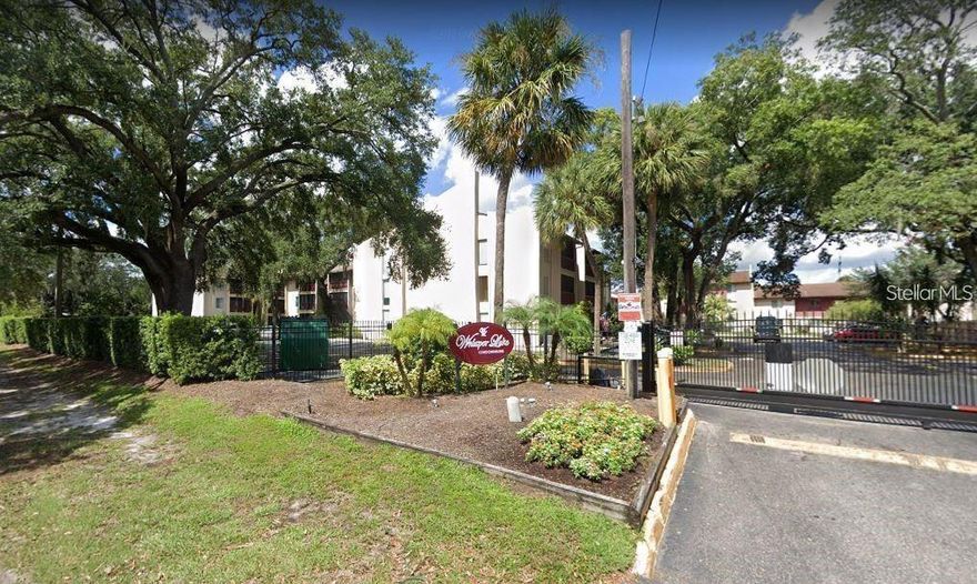 Location, location location!!!Nice Opportunity to you to live in a nice neighborhood!!!Landlord motivated!!!