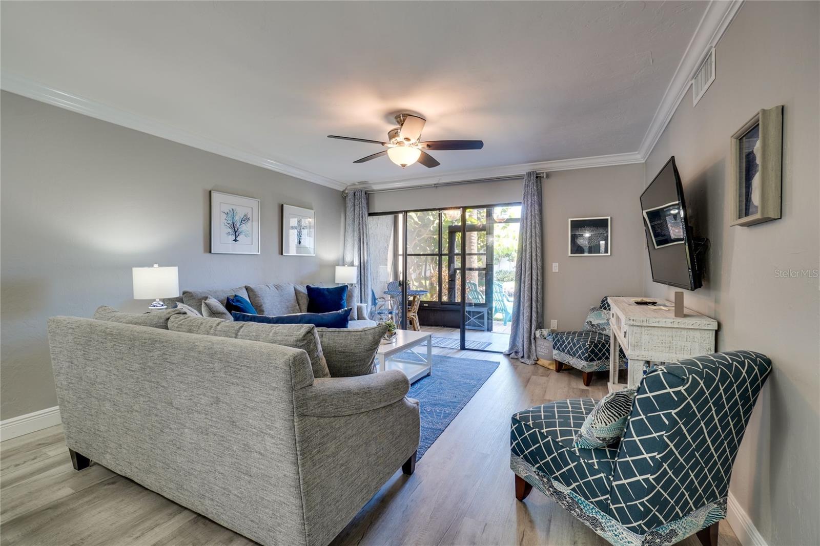 RUNAWAY BAY - Residential