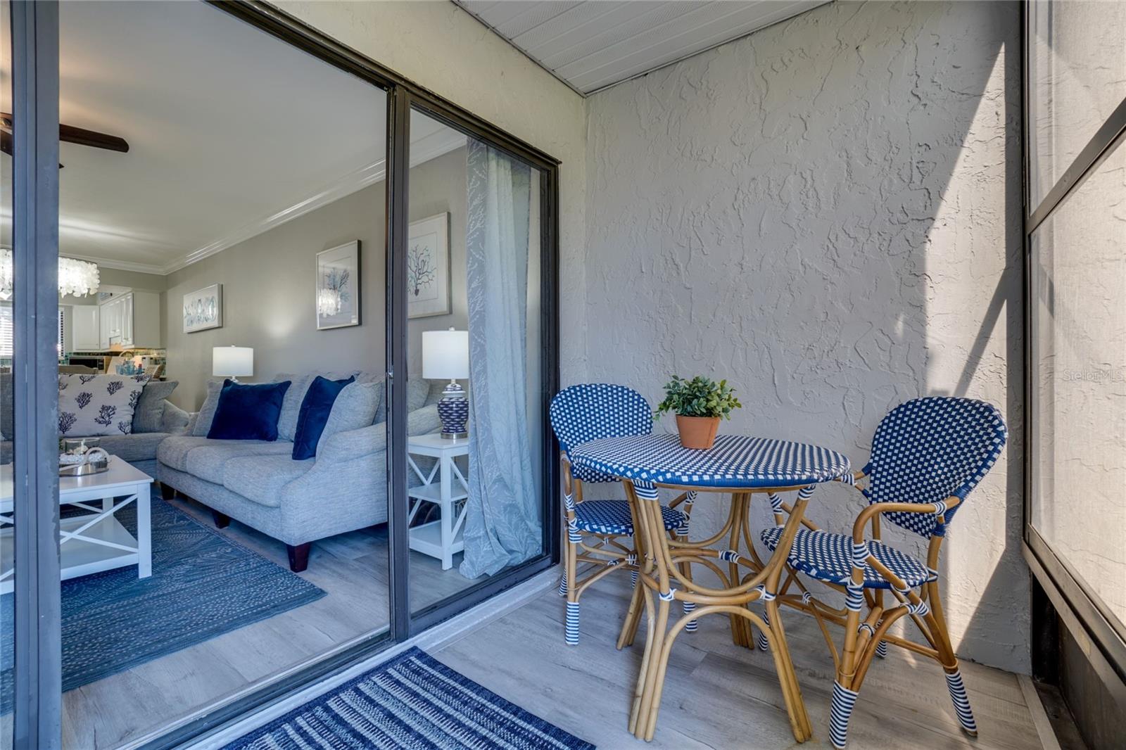 RUNAWAY BAY - Residential