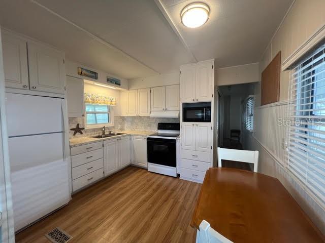 LAKE HIGHLANDER MOBILE HOME PARK UNREC - Residential