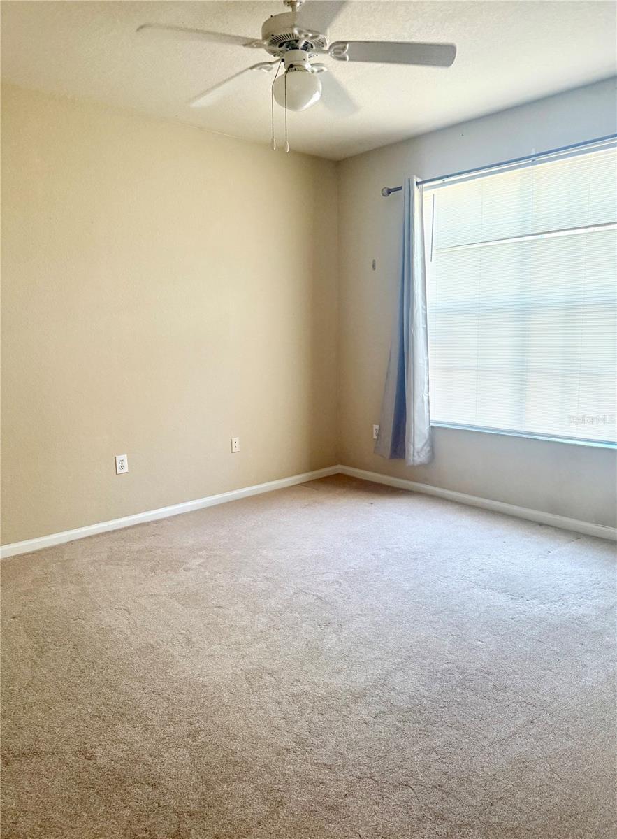 OXFORD PLACE AT TAMPA PALMS A CONDO - Residential